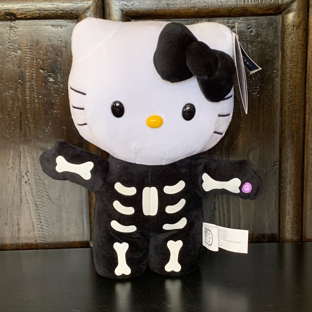 Hello Kitty Musical Dancing Halloween Skeleton Side Stepper